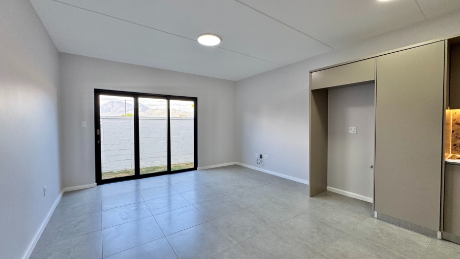 2 Bedroom Property for Sale in Gordons Bay Central Western Cape